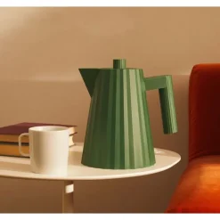 Alessi Plissé waterkoker 1 liter kunststof groen