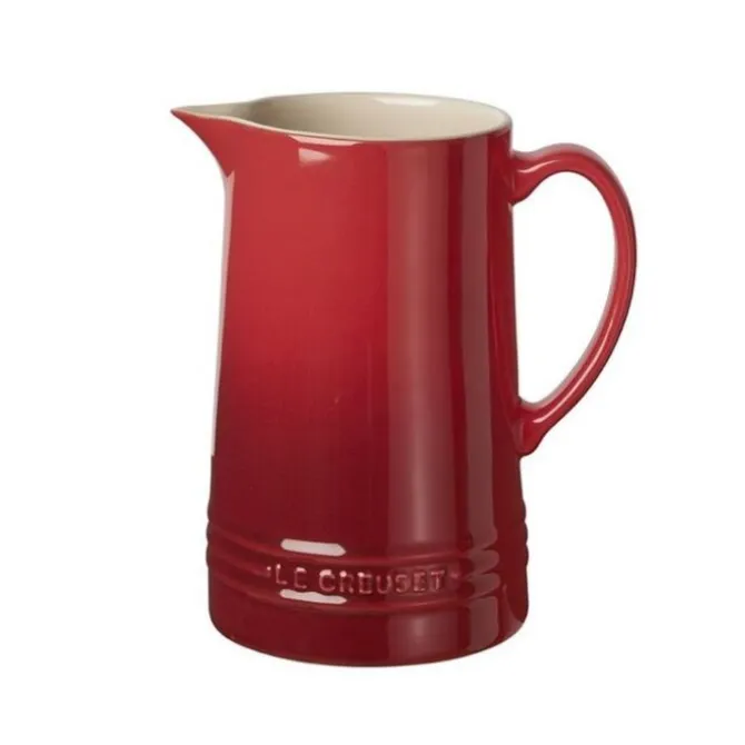 Le Creuset karaf 1,5 liter aardewerk kersrood