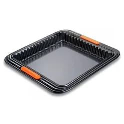 Le Creuset Pâtiliss vierkante taartvorm met uitneembare bodem 23 x 23 cm staal zwart