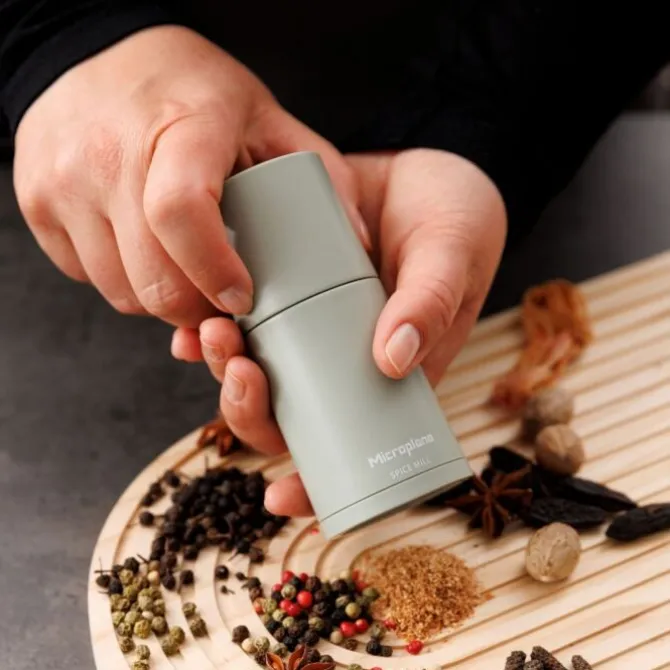 Microplane Spice Mill kruidenmolen Sage Green