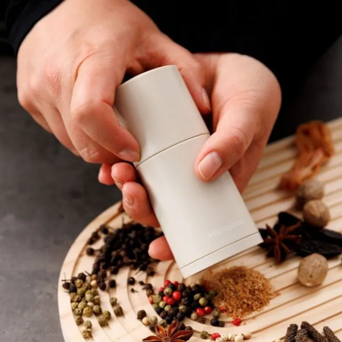 Microplane Spice Mill kruidenmolen Cashmere Beige