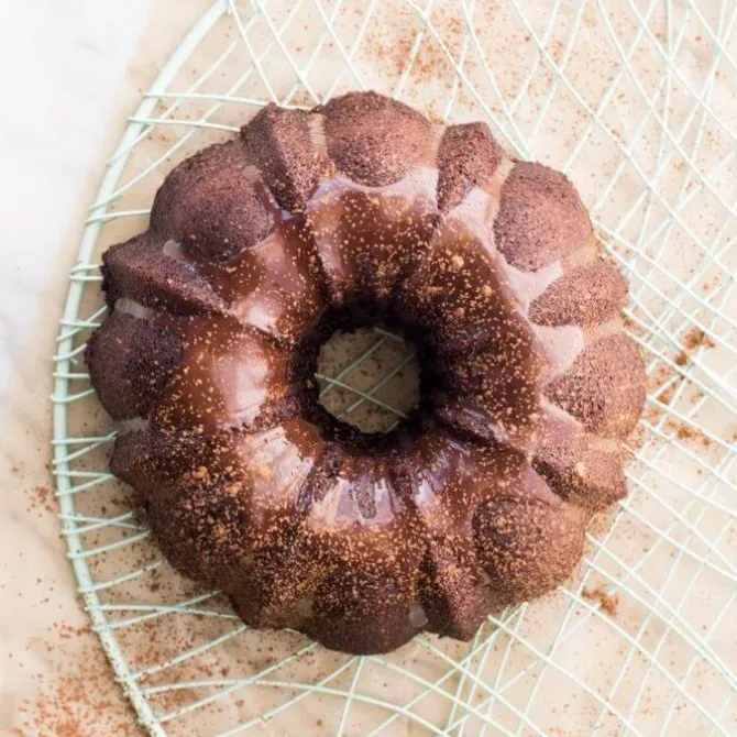Nordic Ware Anniversary Bundt tulbandvorm ø 26,5 cm gietaluminium goudkleurig