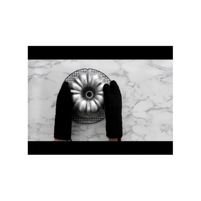 Nordic Ware Brilliance bakvorm ø 26 cm gietaluminium goudkleurig