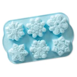 Nordic Ware Frozen 2© snowflake bakvorm 6 stuks aluminium lichtblauw