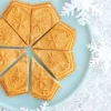 Nordic Ware Frozen 2© Sweet snowflakes bakvorm aluminium blauw