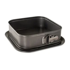 Nordic Ware vierkante springvorm 23,9 x 23,9 cm carbonstaal