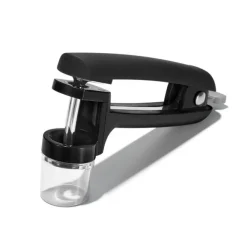 OXO Good Grips kersen- en olijvenontpitter kunststof zwart
