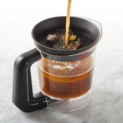 OXO Good Grips vetscheider met knijpgreep 1 liter kunststof