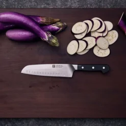 Zwilling Pro Santoku 18 cm met keramische slijpstaaf 2-delig